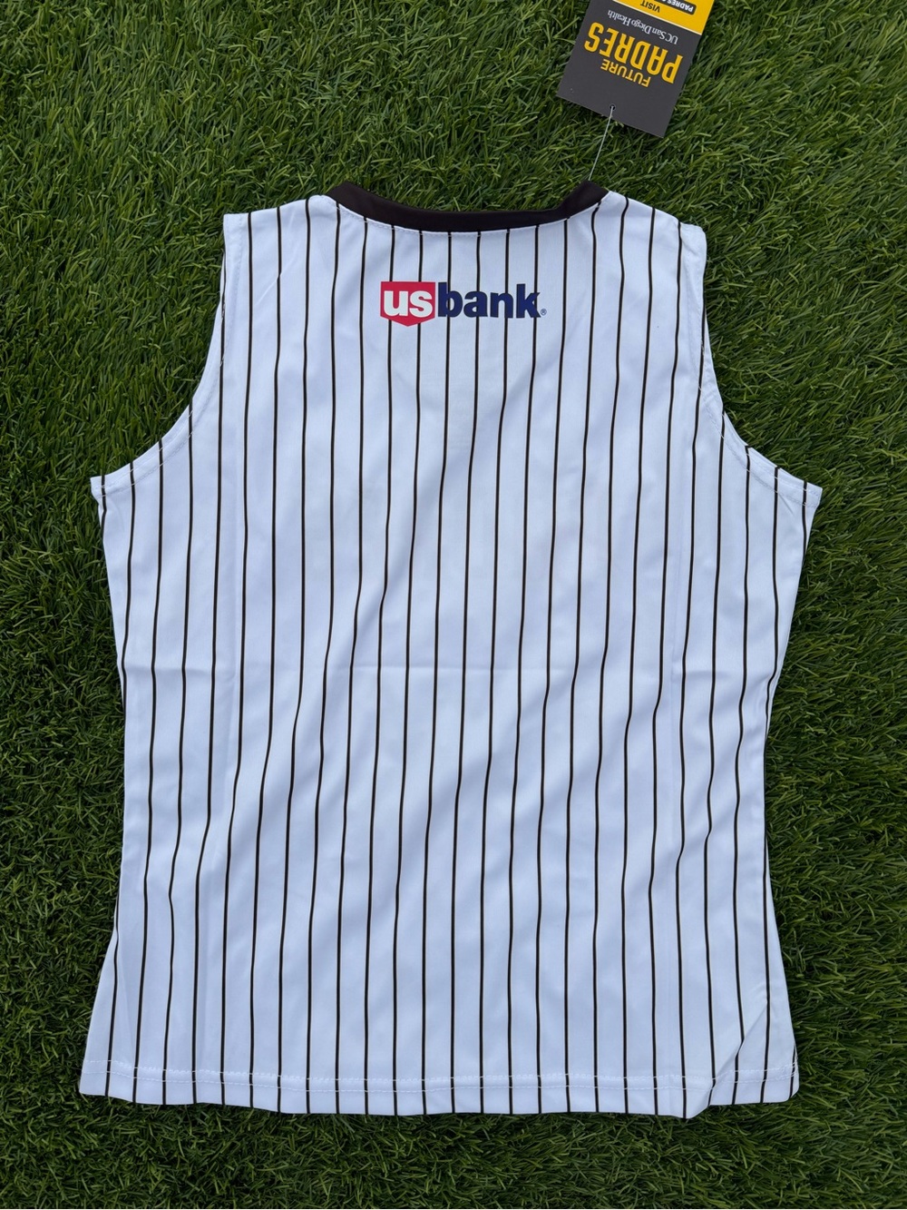 San Diego Padres White Pinstripe Tank Top Size Youth Small - Picture 3 of 4